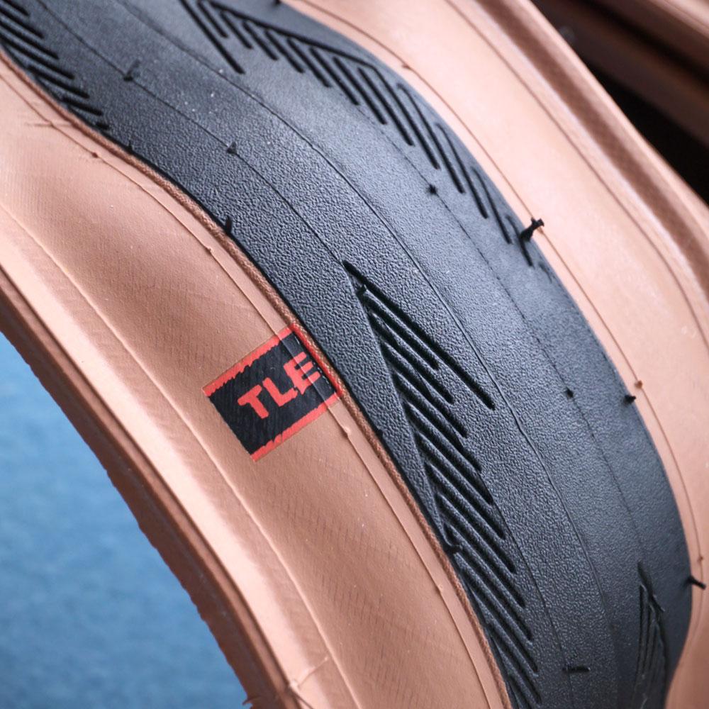 日本最大の 未使用 Schwalbe チューブレスイージー 28c ワン シュワルベ 2本 パーツ