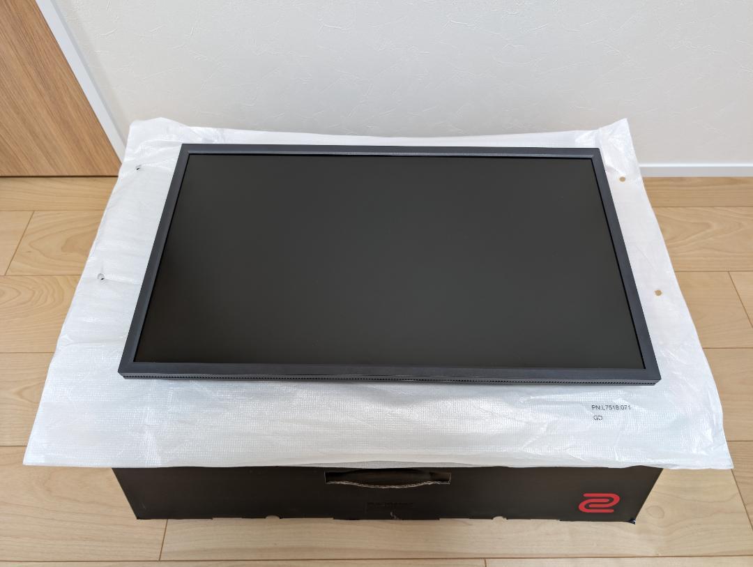 【値下げ中】ZOWIE XL2546K 240Hz DyAc⁺ 24.5インチ