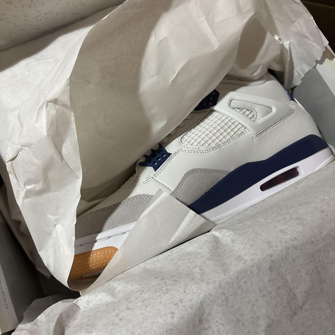 新品未使用　NIKE エアジョーダン4 SB ネイビー　27.5 エスビー