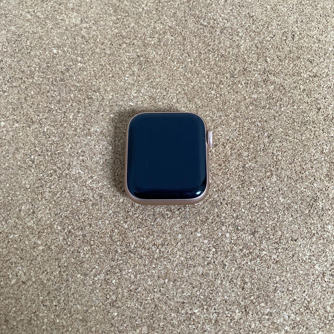 1957【早い者勝ち】電池良好☆AppleWatchSE40mm GPSモデル☆