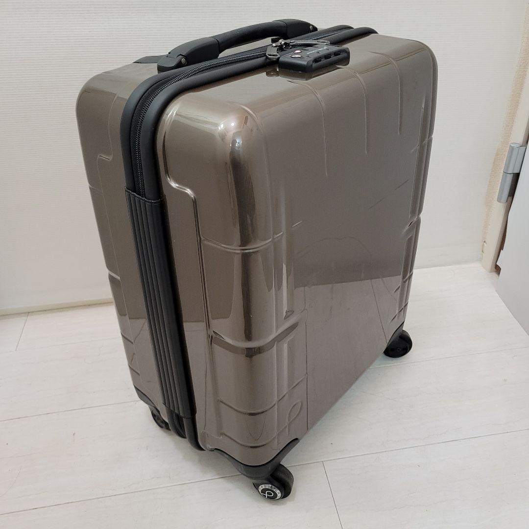 30%割引国内初の直営店 【美品】ACE PROTECA プロテカ スタリアV 37L