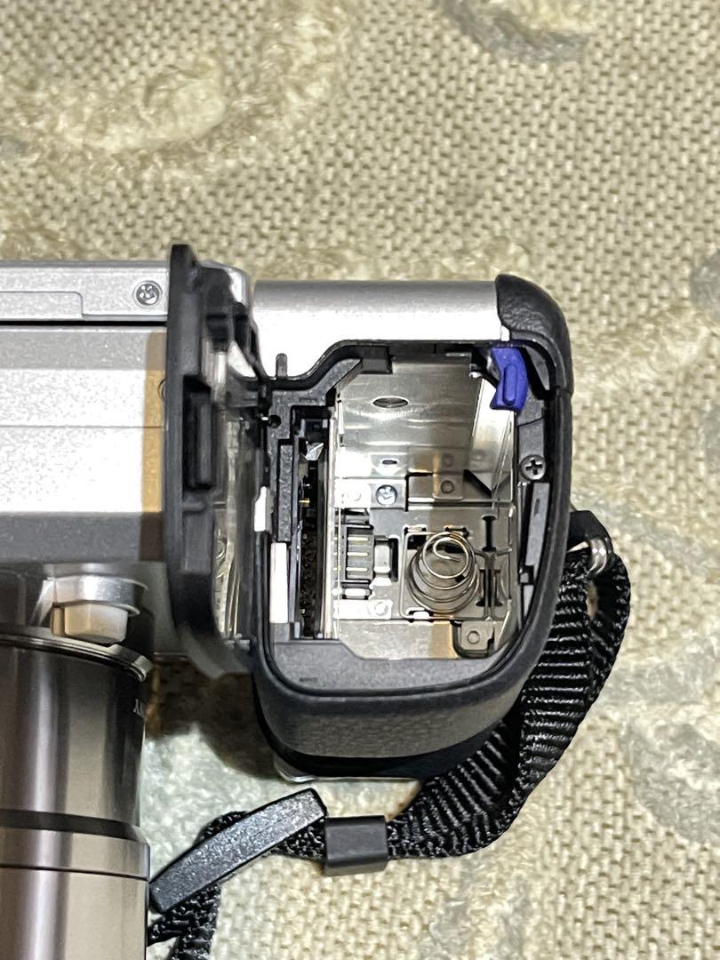 ソニーILCE-6400Y（ダブルズームレンズキット）未使用レンズ&新品フィルム