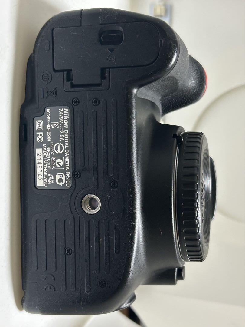 Nikon D5100 デジタル一眼　動作確認済　純正バッテリー充電器付