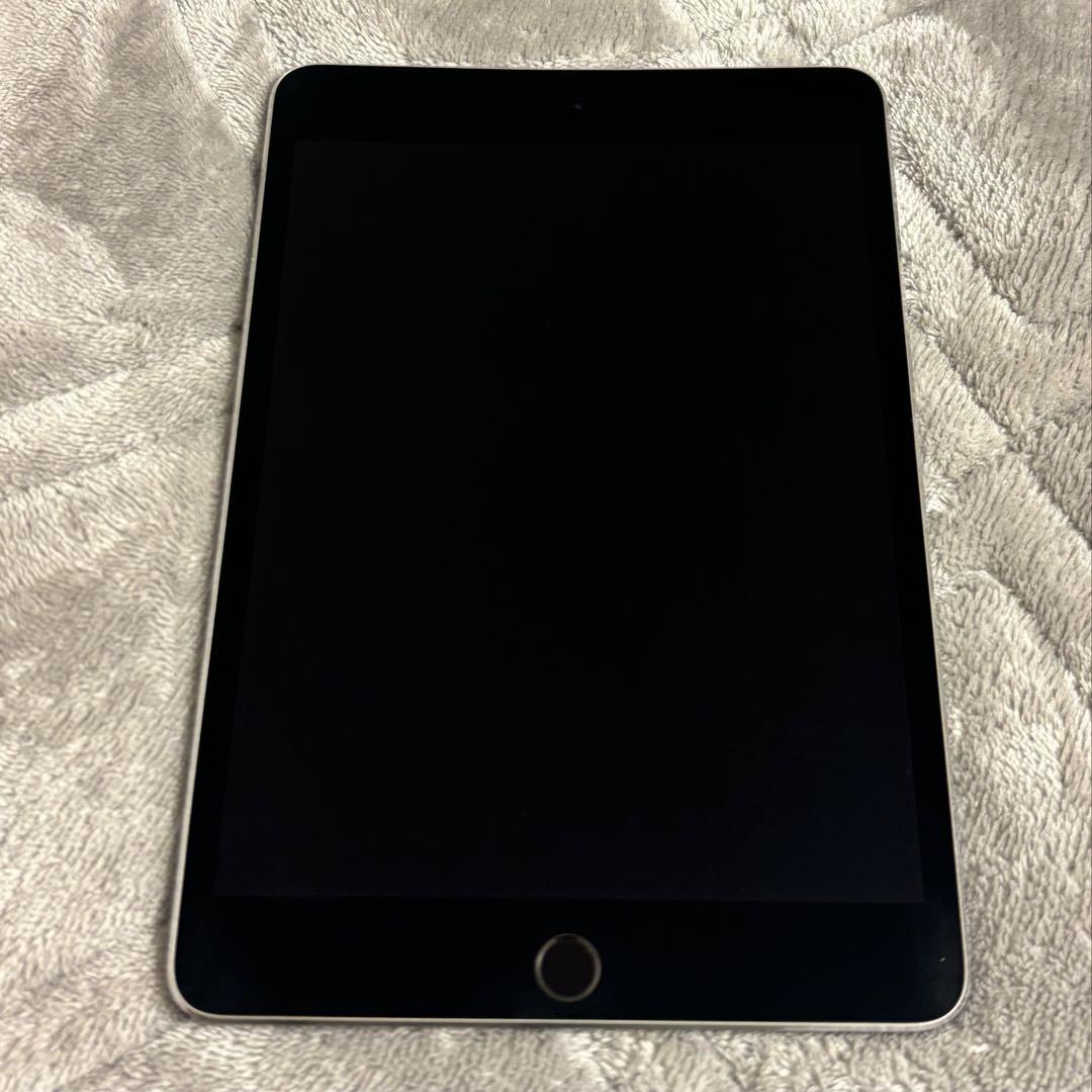 iPad mini 4 第四世代 Wi-Fiモデル 128GB スペースグレイ