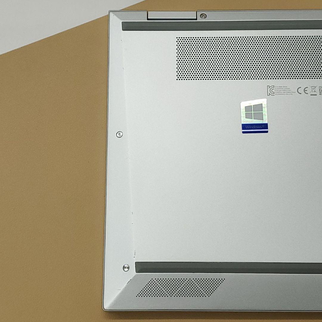 hp 13.3型