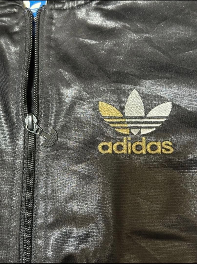 adidas フード付コーティングジャージ chile62 黒×金 adidas フード付コーティングジャージ chile62 黒×金