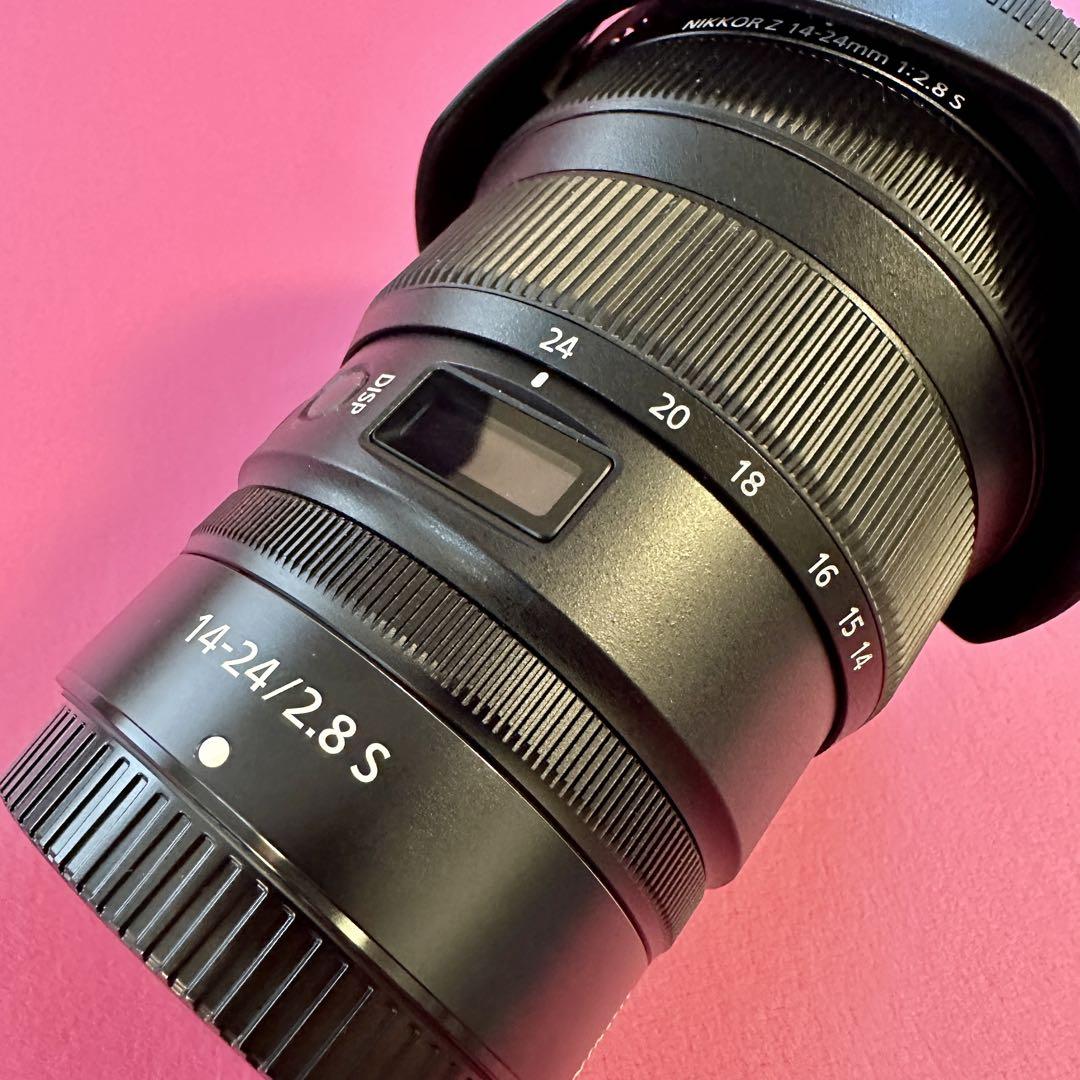 ほぼ未使用 Nikon Z9 ＋ CF 128GB ＋ おまけ数点