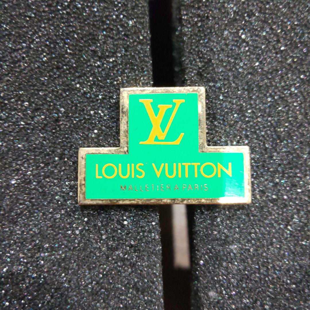 ヴィトン VUITTON ピンバッジ ピンズ