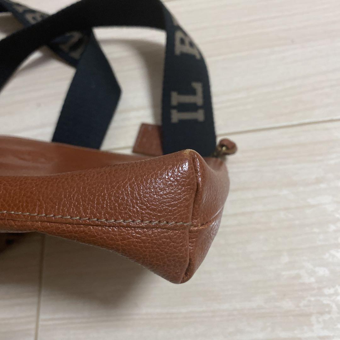 イルビゾンテ　ベルトバッグ