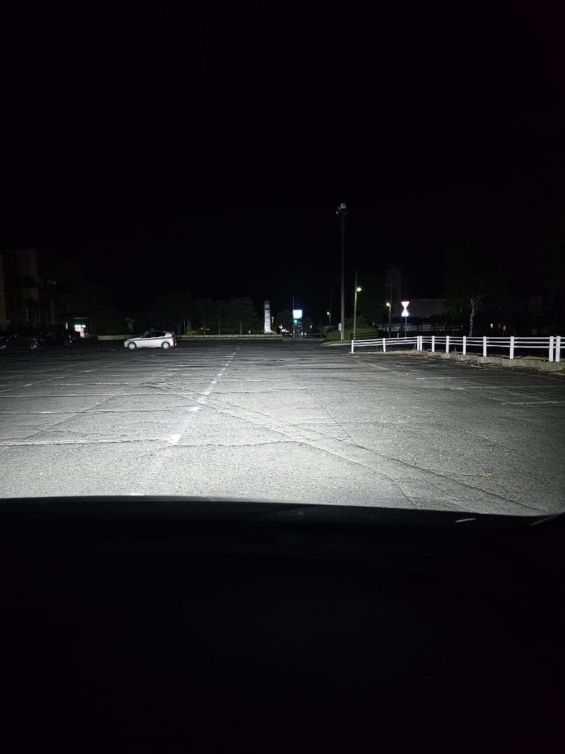 18LED　宇宙一明るいLEDバルブ　他に比べて暗ければ返金 H4H1H7H3