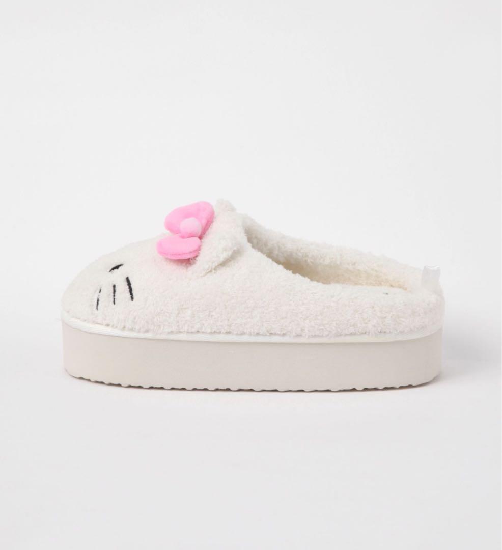 forever 21  ハローキティ　サンダル　スリッパ