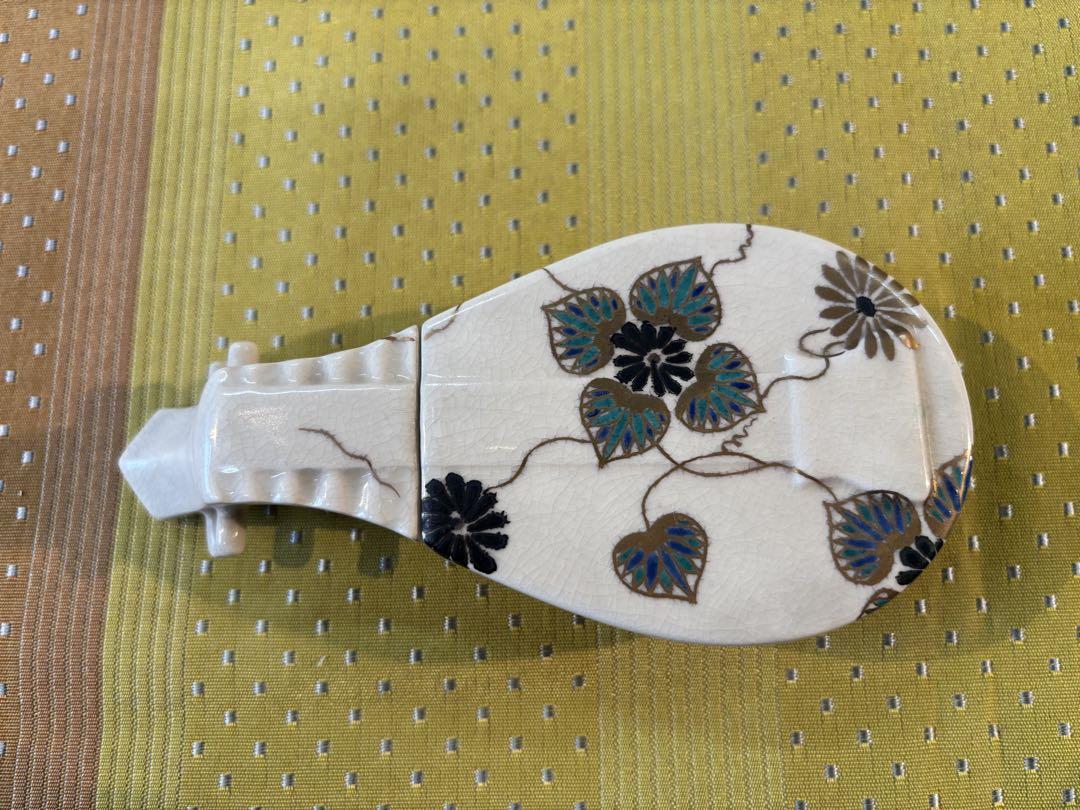 京焼清水焼 色絵琵琶型香合