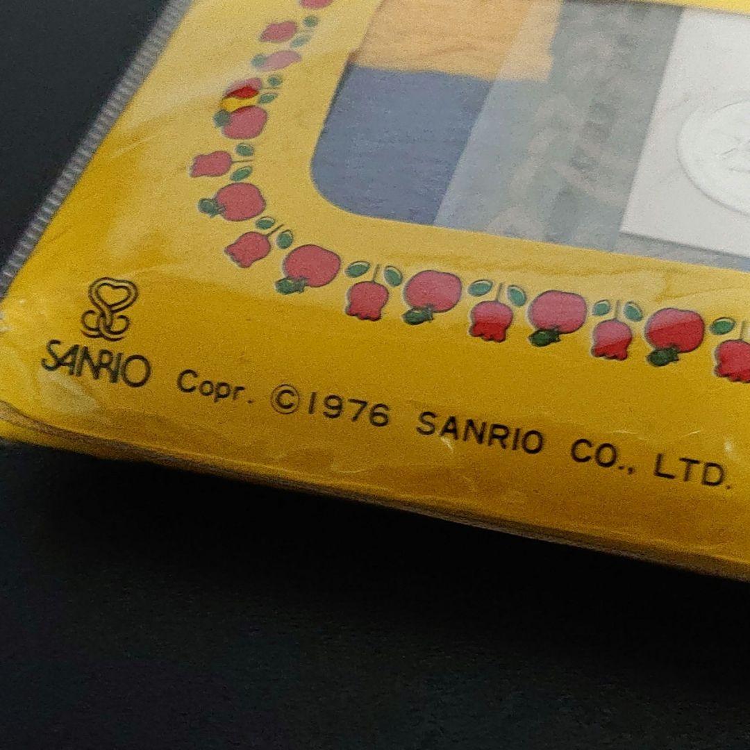 65%OFF!】キティレトロ キティレトロ1976年 キティのれん 刺繍 昭和