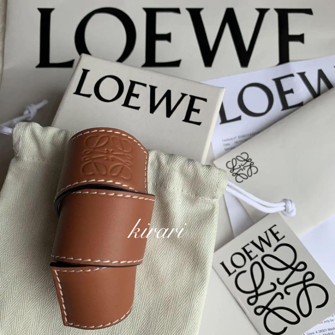 ロエベLOEWEスラップブレスレットスモール(カーフ)