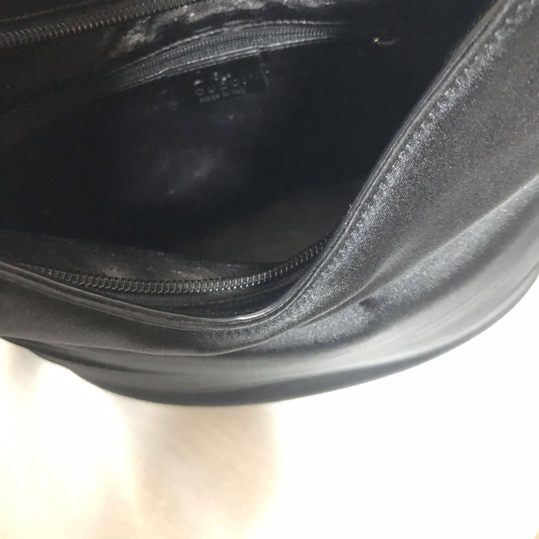 GUCCI グッチ