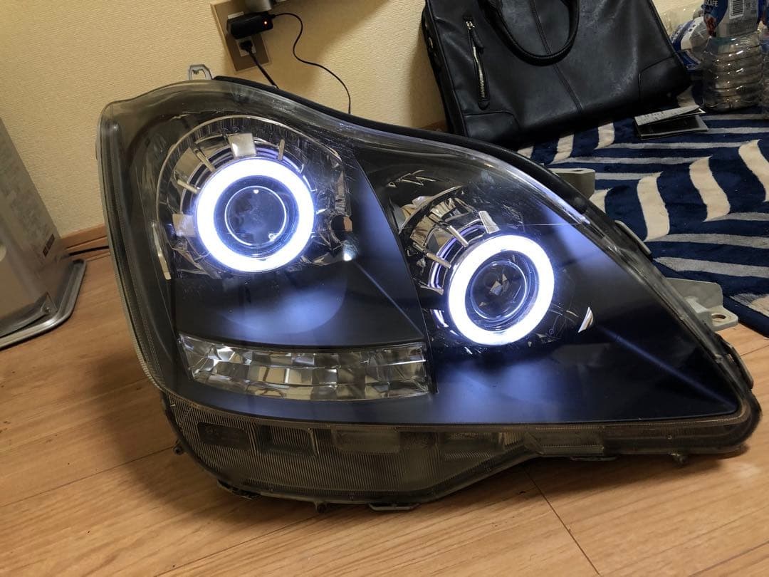 激目立ち！18クラウン　イカリングプロジェクターヘッドライト！