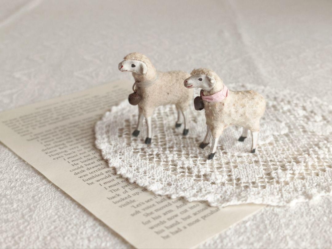 * antique sheep ❀ イースターの羊さん ( 赤いリボン ୨୧) antique sheep ❀ イースターの羊さん ( 赤いリボン ୨୧