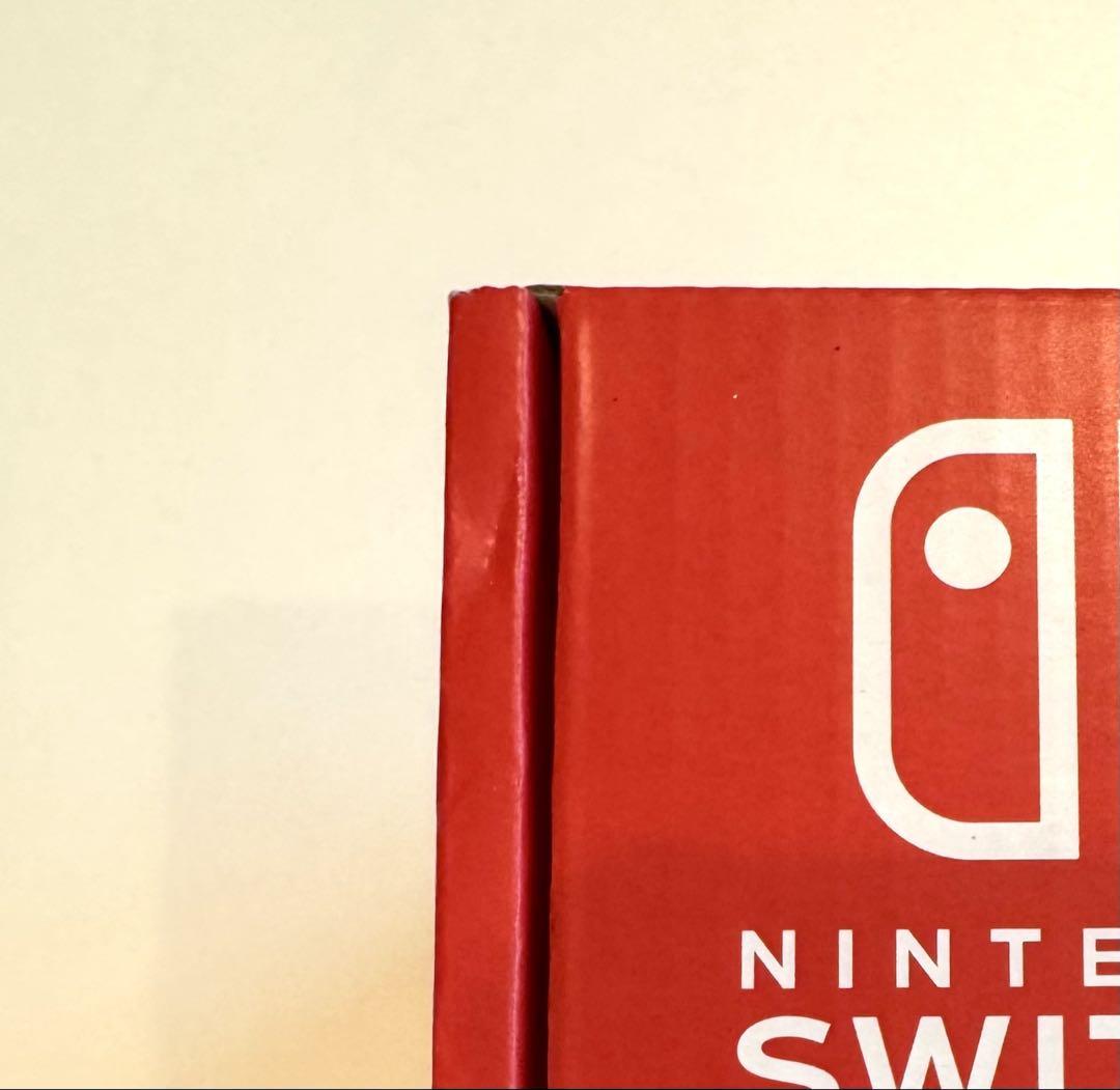 【新品未開封】　Nintendo Switch 本体 有機ELモデル 白