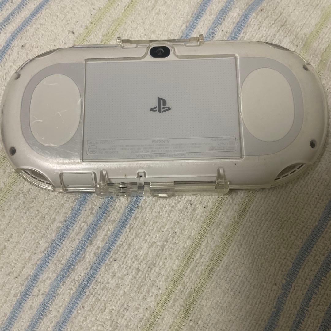 PS Vita PCH‑2000 8GBメモリーカード付き