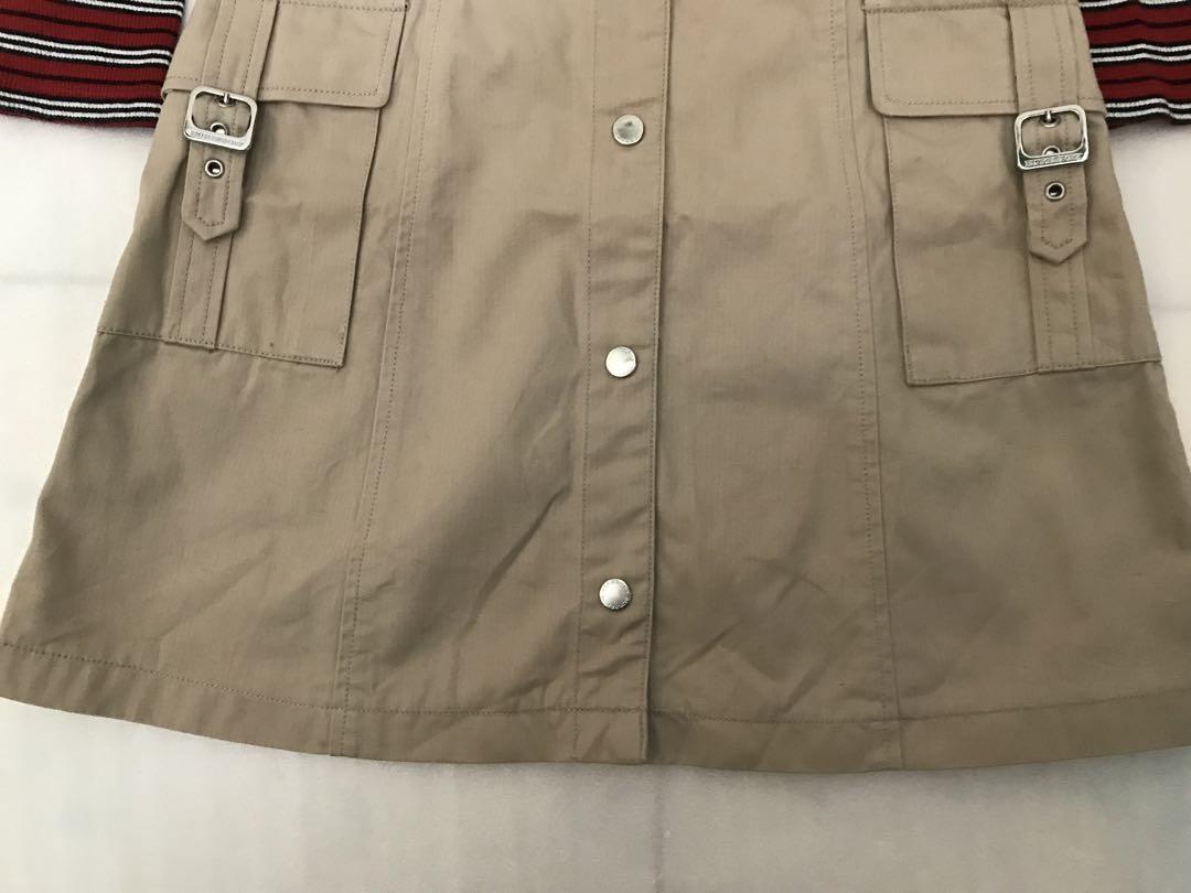 BURBERRY LONDON ジャンバースカート ベージュ &ハイネックシャツ