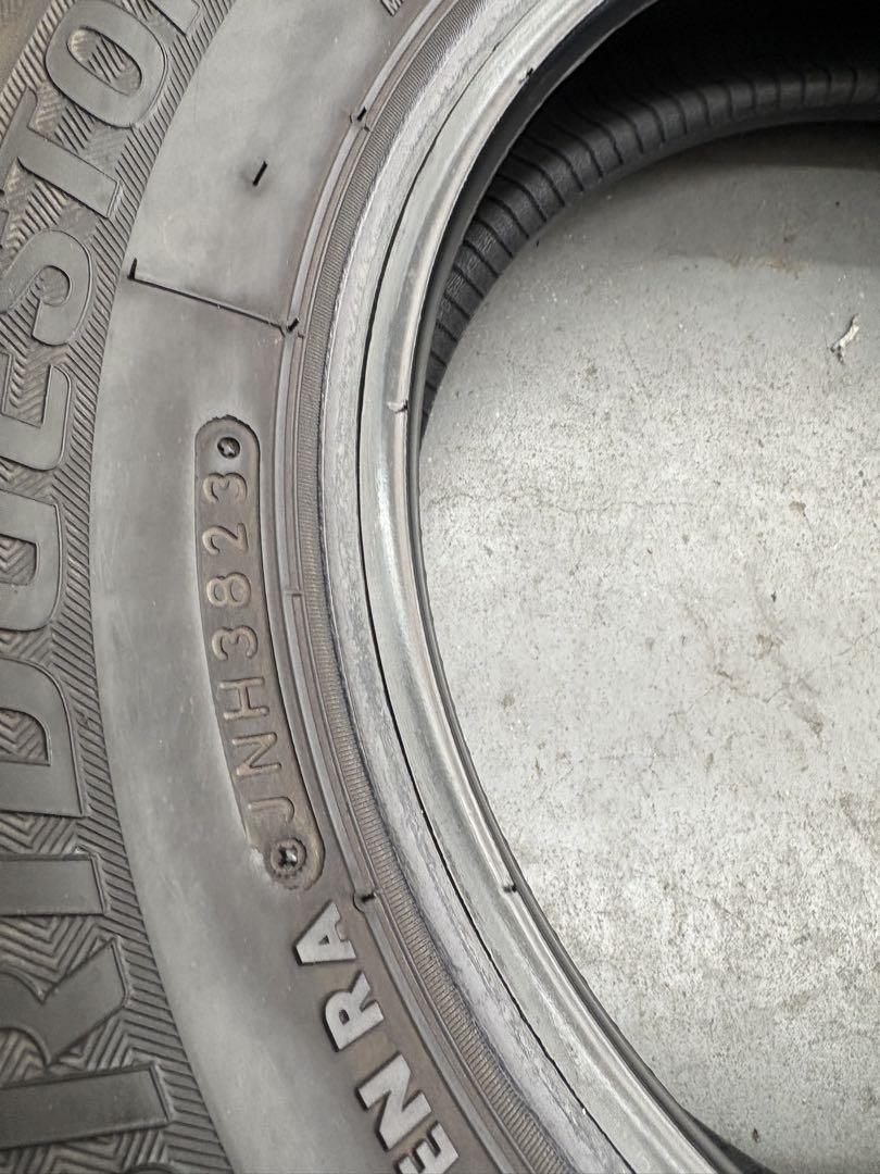 ブリヂストンw300 スタッドレスタイヤ　145/80R12