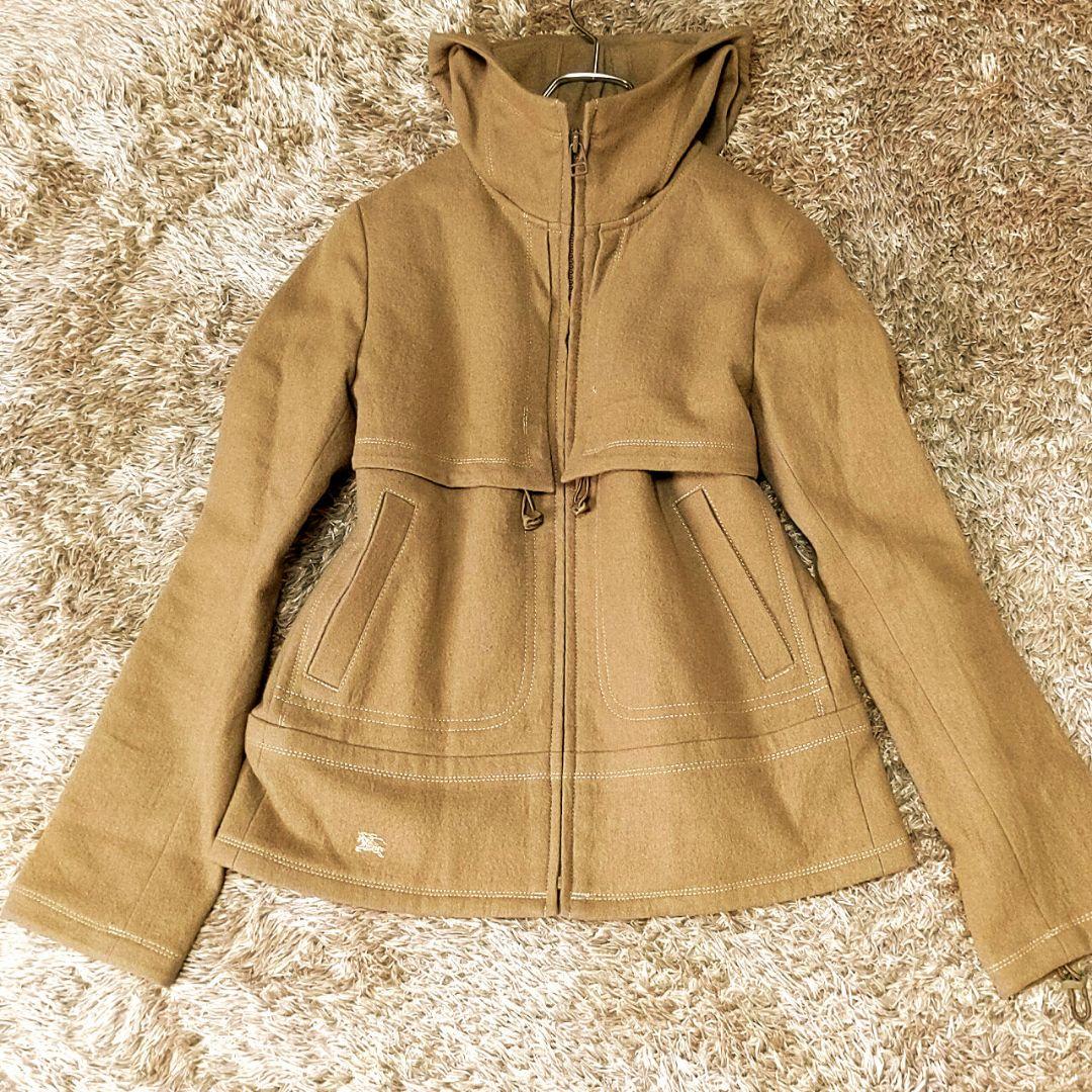【極美品】バーバリーブルーレーベル　レディース　ショートコート　Mサイズ