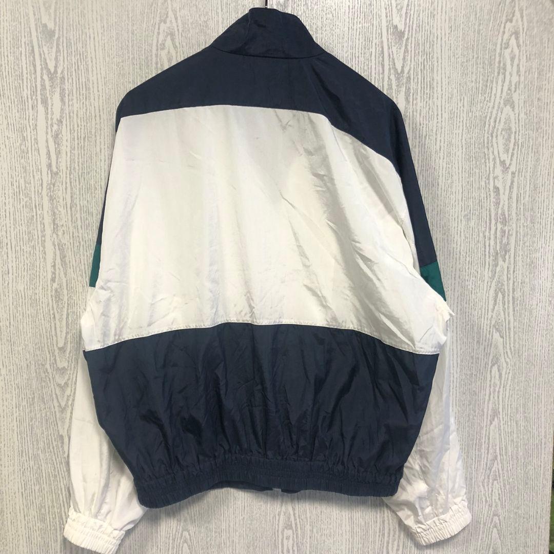 LACOSTE ラコステ プリントロゴ ナイロンジャケット XL 白 LACOSTE ラコステ プリントロゴ ナイロンジャケット XL 白