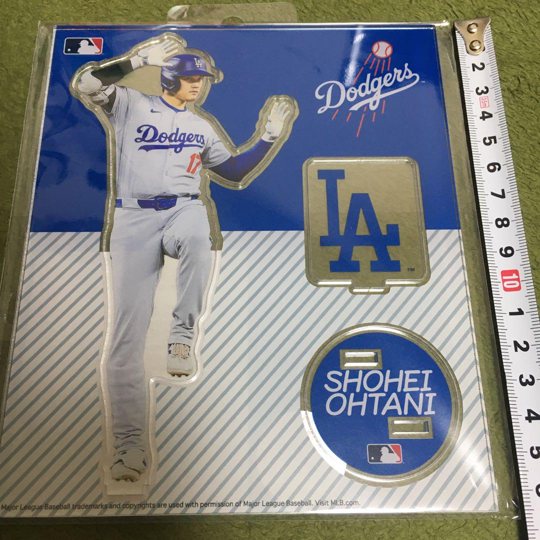 SHOHEIOHTANI LA Dodgersバスタオルとアクリルスタンドセット L.A. Dodgers Shohei Ohtani Stadium, Dodgers Stadium | Japan