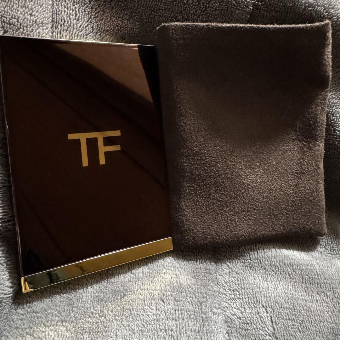 TOMFORD トムフォード アイカラークォード バイオレットサテン