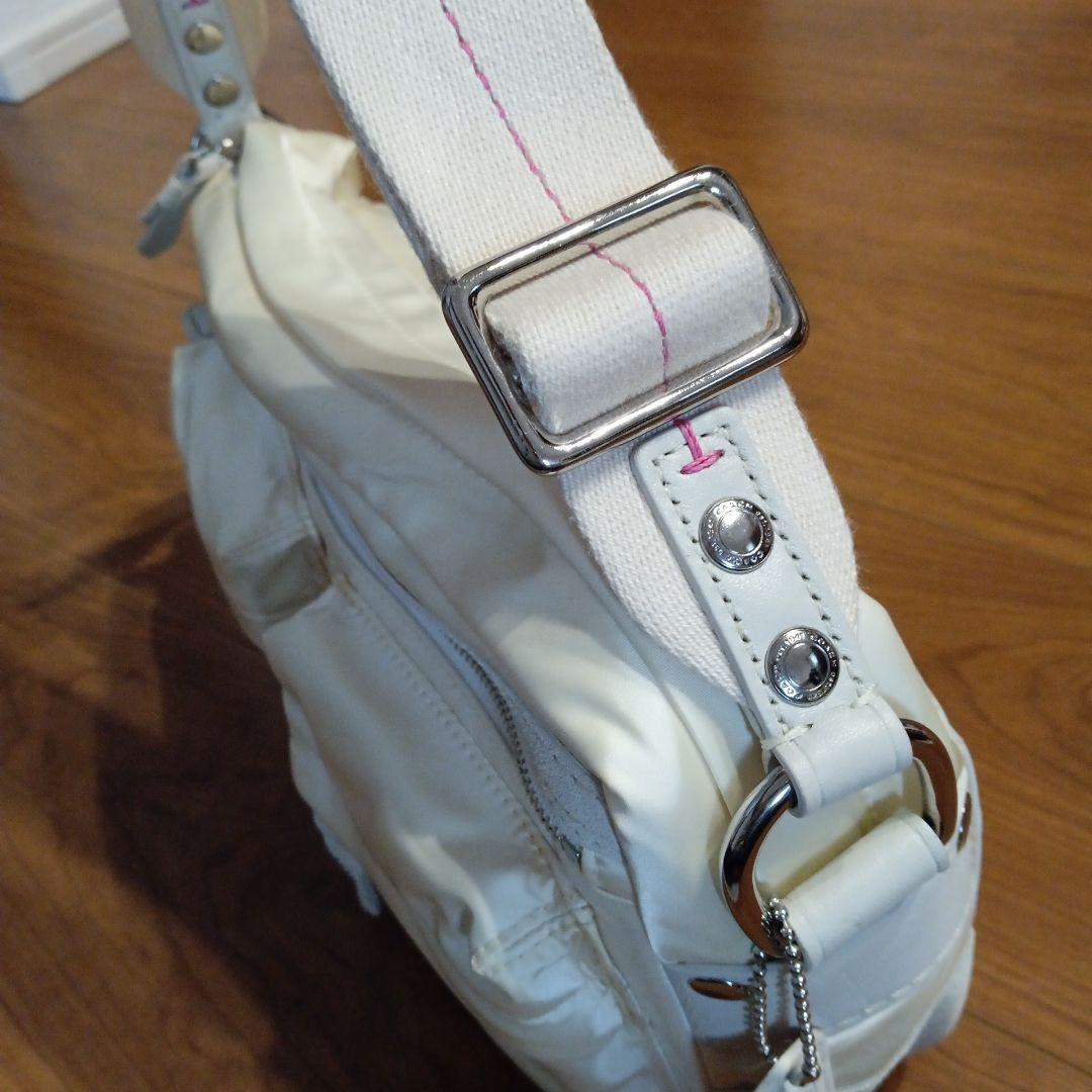 新品★COACHホワイトショルダーバッグ