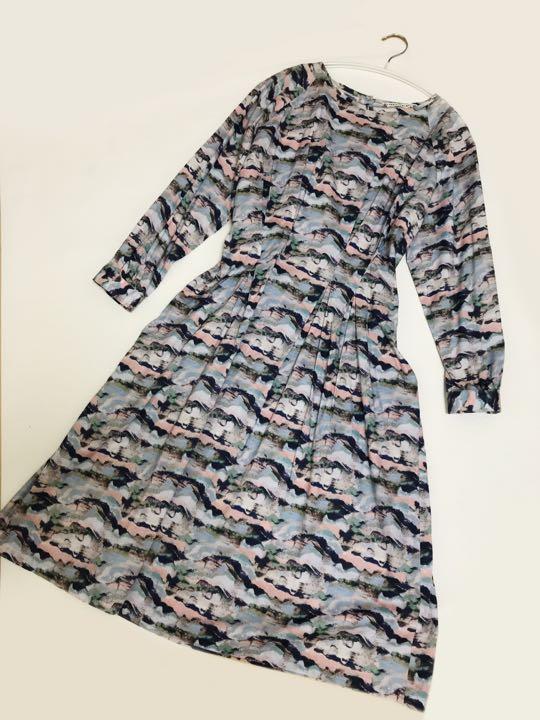 保存状態良好☆ 【美品】パーリッシィクラシスク 水彩柄ワンピース 日本製 保存状態良好☆ 【美品】パーリッシィクラシスク 水彩柄ワンピース 日本製