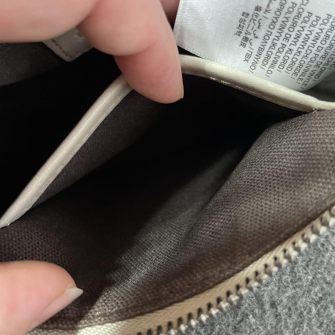 Burberry チェック柄ポーチ 保存袋付き