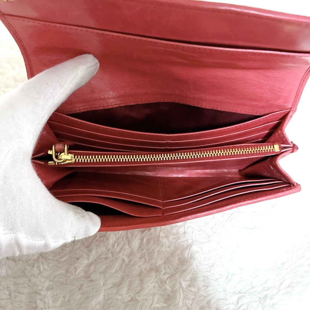 美品　miu miu ミュウミュウ　長財布 ピンク　マテラッセ
