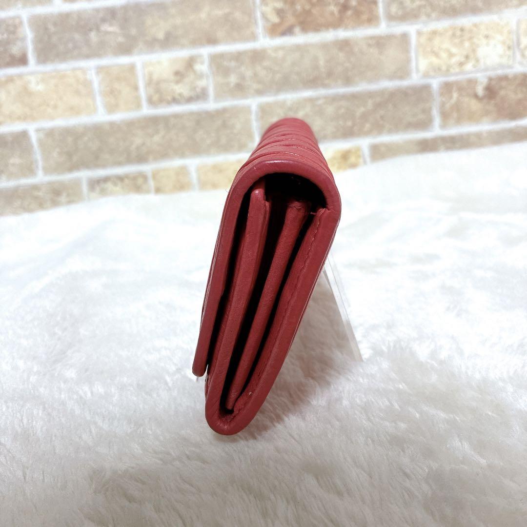 美品　miu miu ミュウミュウ　長財布 ピンク　マテラッセ