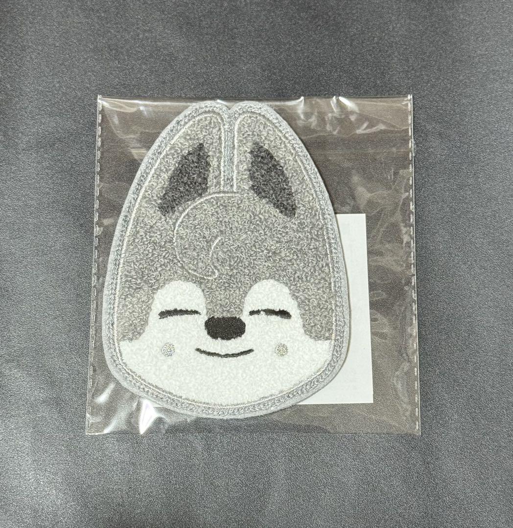 スキズ ウルフチャン サガラ刺繍コースター - メルカリ
