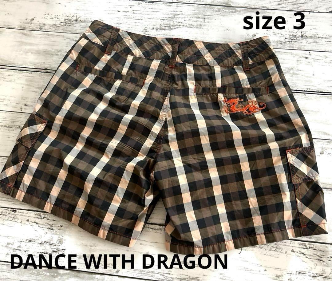 美品【Dance With Dragon 】ベージュ ショートパンツ サイズ2 美品【Dance With Dragon 】ベージュ ショートパンツ サイズ2