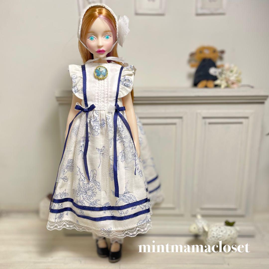 momoko チェリーちゃん 紺色花柄ドレス　アウトフィット
