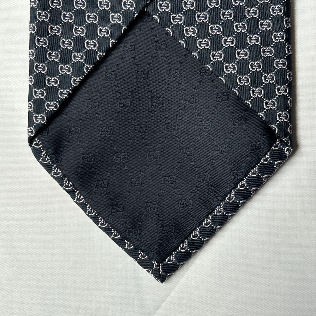 美品　GUCCI ネクタイ　黒色×黄色　GG柄　ブラック　イエロー