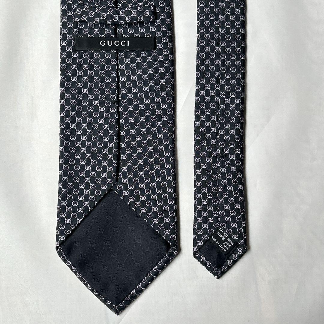 美品　GUCCI ネクタイ　黒色×黄色　GG柄　ブラック　イエロー