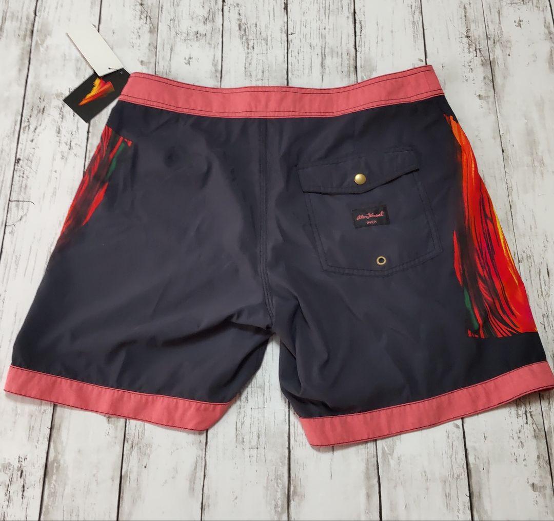 RVCA ルーカ　サーフパンツ 【新品未使用】 RVCA ルーカ 水陸両用パンツ サーフパンツ 水着 ハーフパンツ