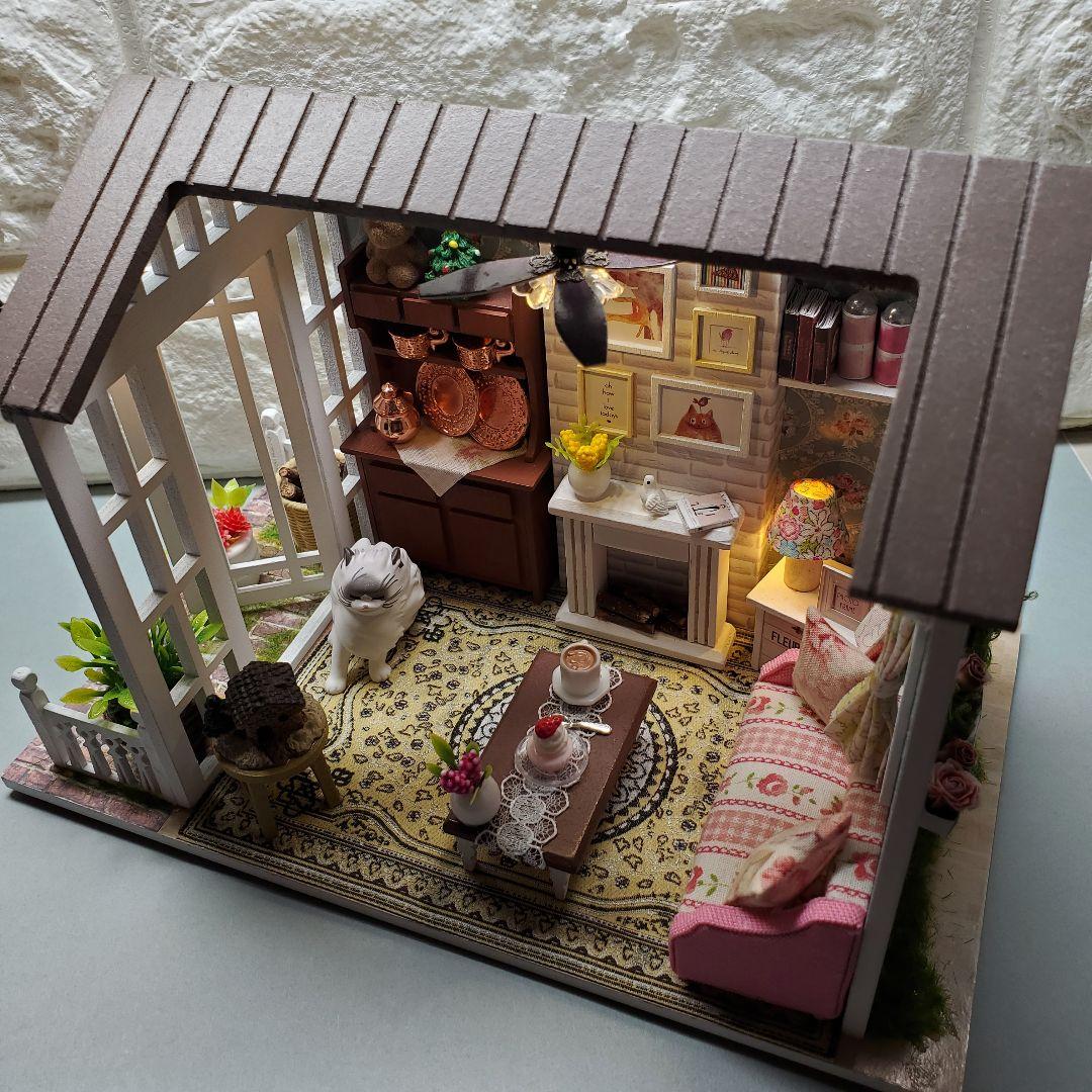 ♡完成品 ミニチュアドールハウス　(オルゴール.電池付き) ♡ 完成品 ミニチュアドールハウス(オルゴール.アクリルケース