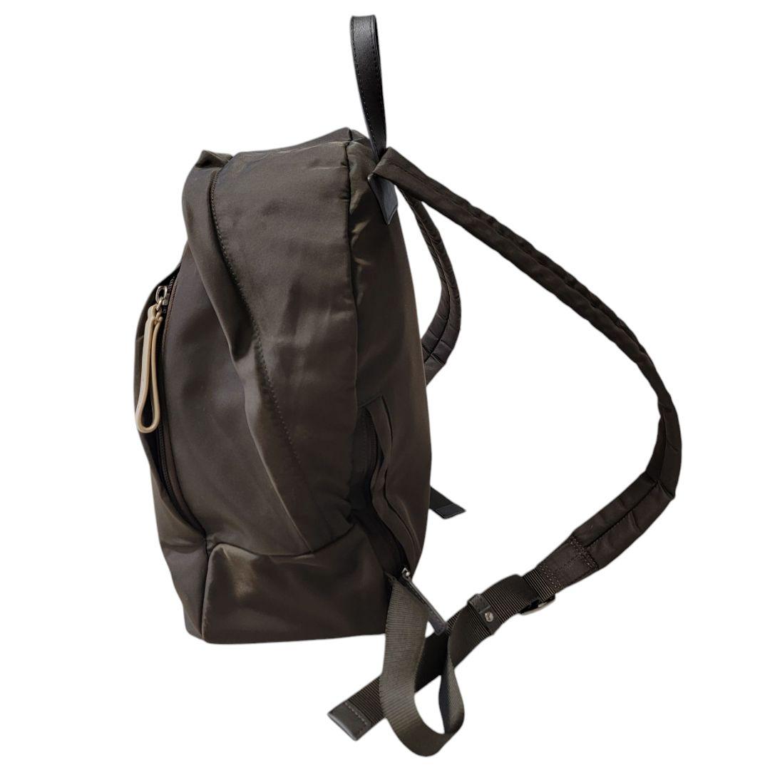 【美品】ナイロンツイル地 アニエスベー agnesb. リュック バックパック