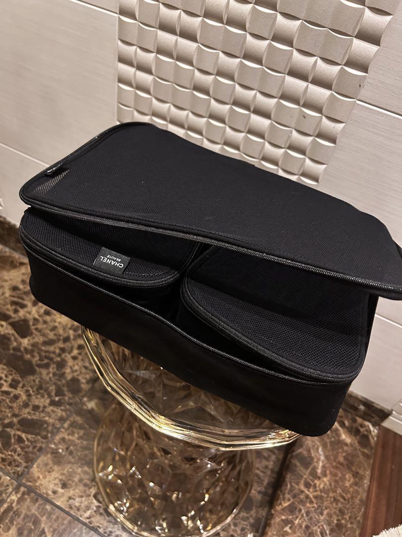 CHANEL トラベルポーチ 黒 メッシュ
