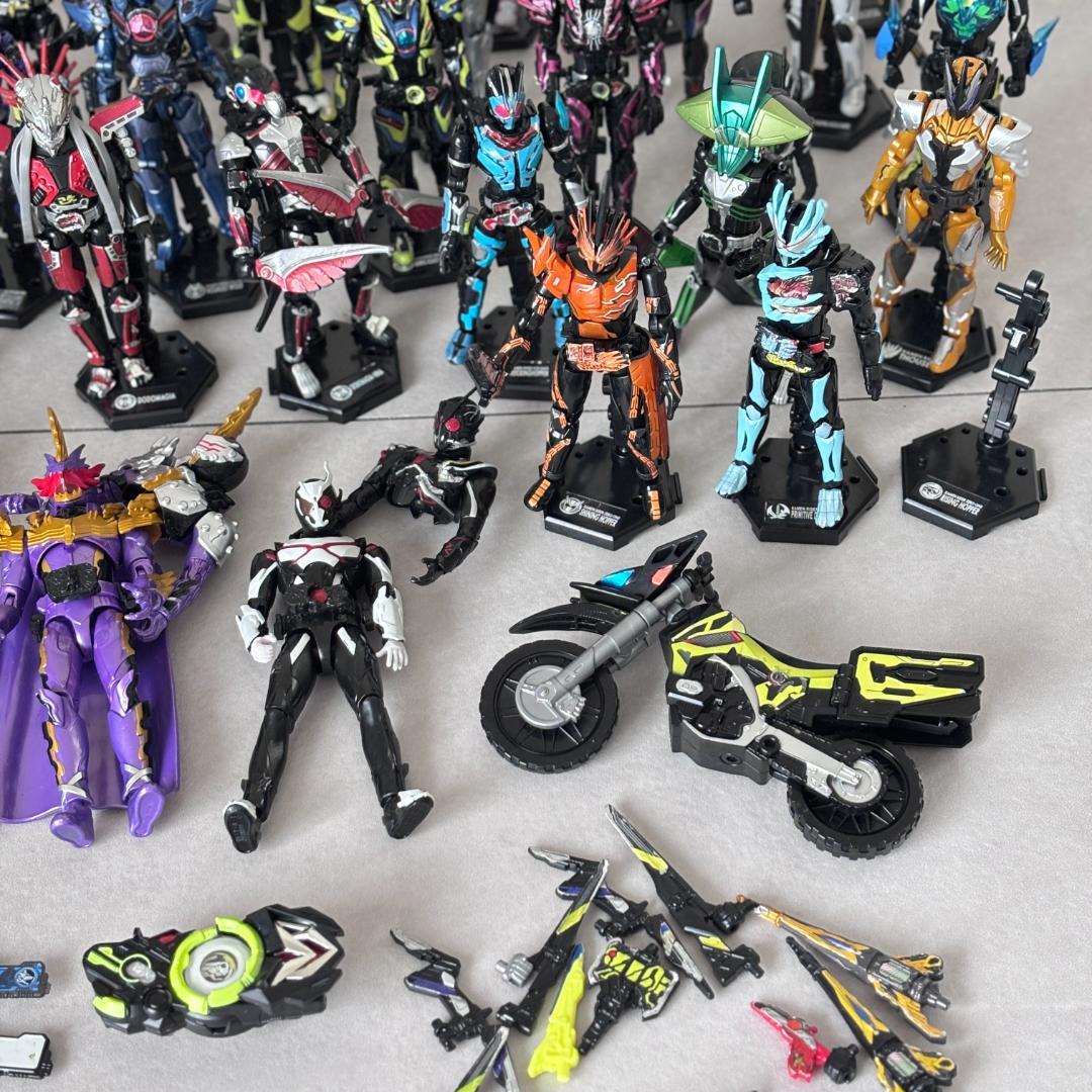 仮面ライダー　ゼロワン装動　大量まとめ　RKF付き　セイバー/ジオウ/エグゼイド