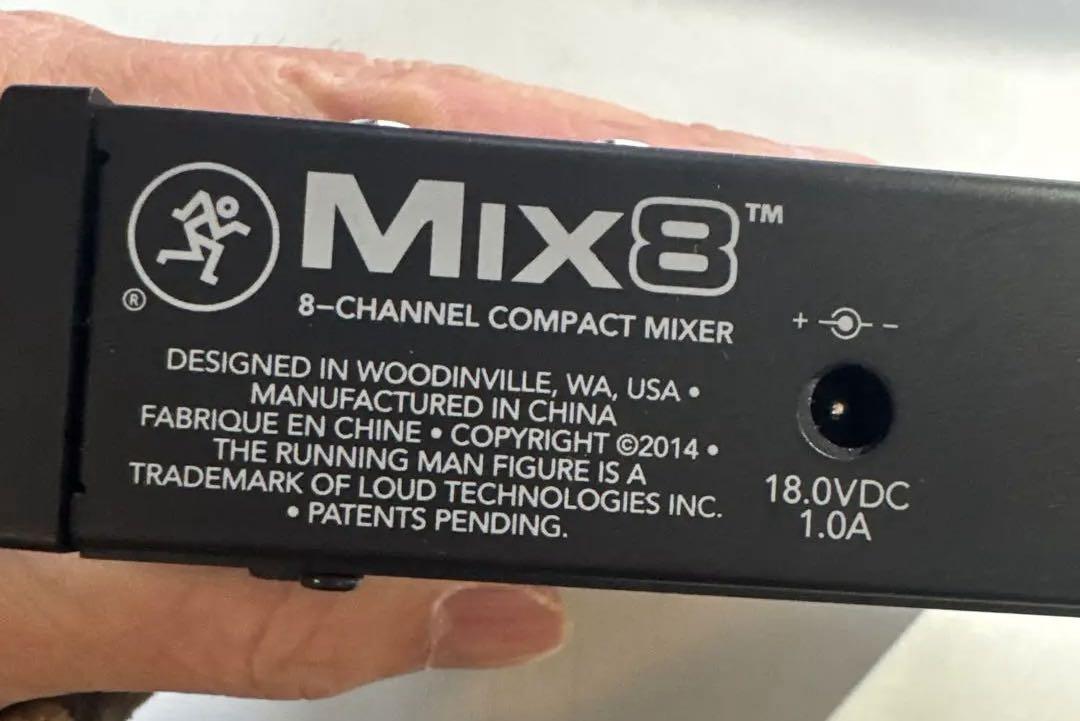 Mackie Mix8 COMPACT MIXER　超コンパクトアナログミキサー