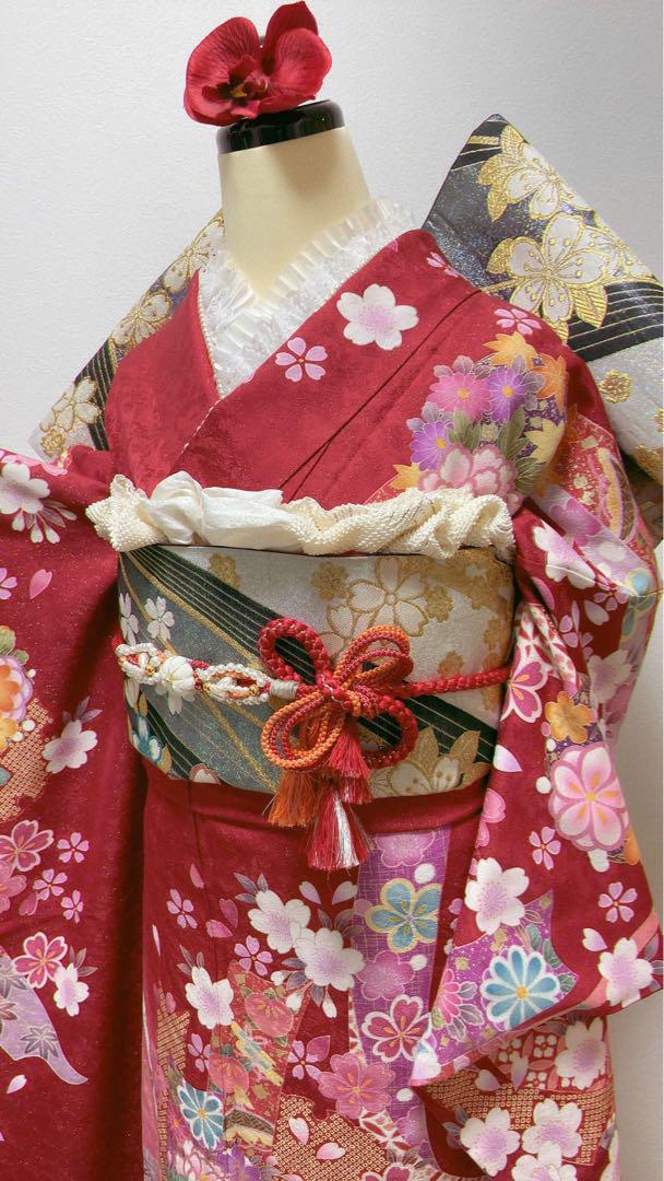華やかな赤色の振袖　成人式　振袖6点セット 03