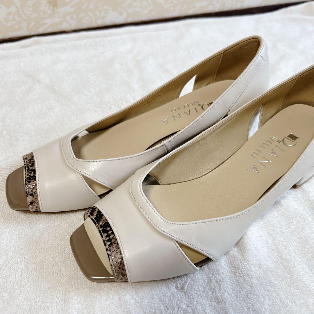 新品　ダイアナ　ウェルフィット　オープントゥ　パンプス　ベージュ　24
