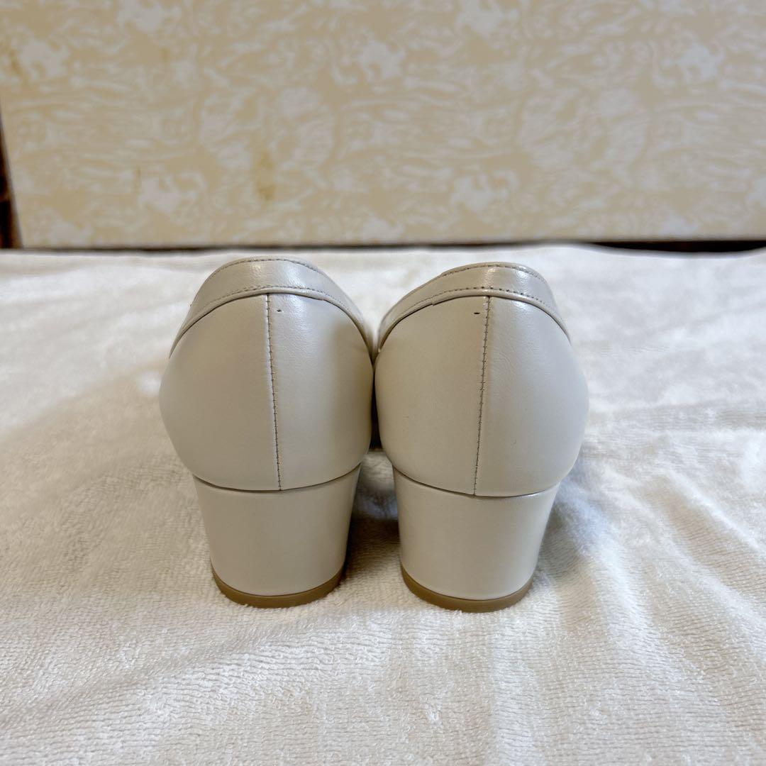 新品　ダイアナ　ウェルフィット　オープントゥ　パンプス　ベージュ　24
