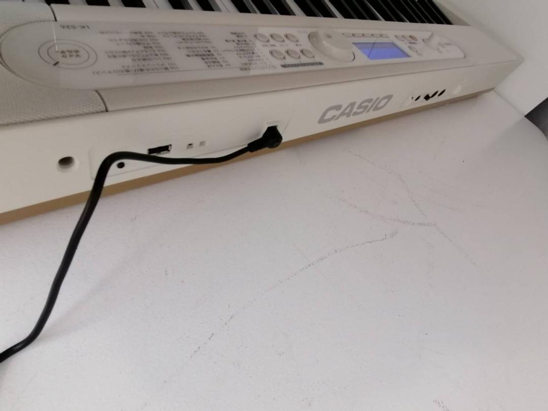 【状態良好】CASIO 電子キーボード LK-526 光ナビゲーション