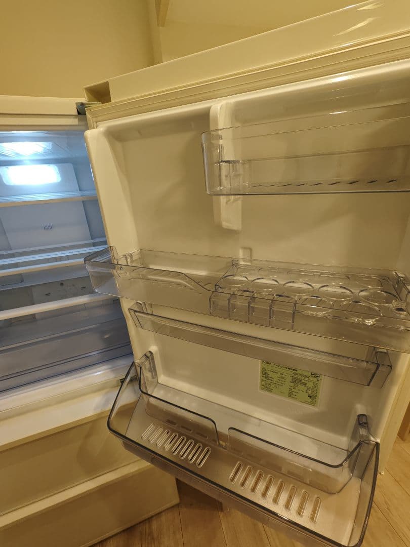 【極美品】AQUA冷凍冷蔵庫 272L 右開き AQR-27K 【極美品】AQUA冷凍冷蔵庫 272L 右開き AQR-27K